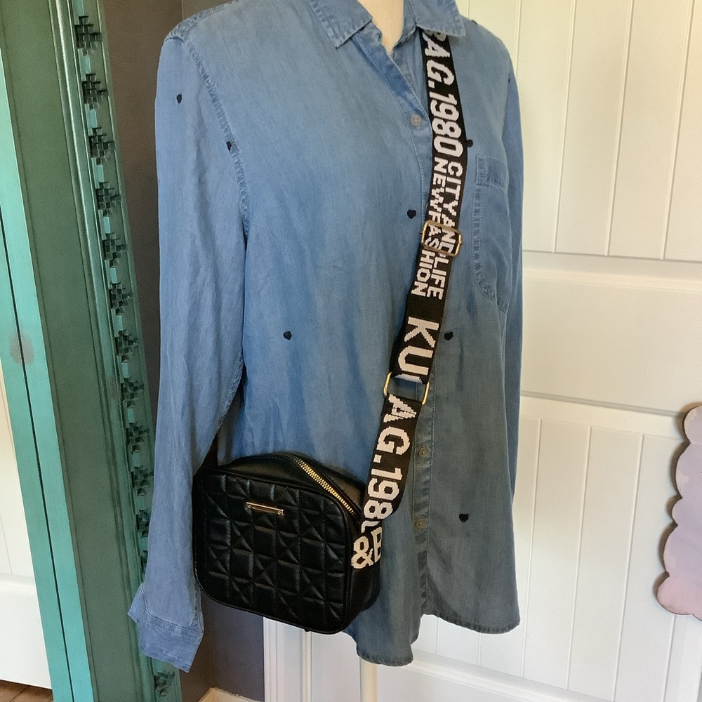 Kuchen & Bag Quilted Crossbody Bag‎ with Branded Strap